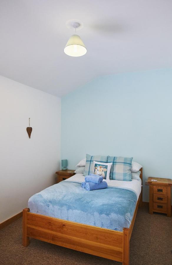 The Old Dairy - Boutique Countryside Cottage At Harrys Cottages Pen-y-Clawdd Zewnętrze zdjęcie